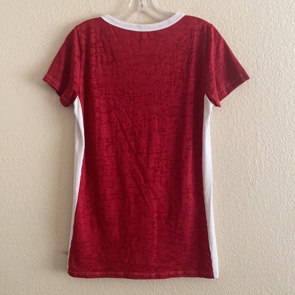 ❄️4 for $20❄️ Chicago Blackhawks T-Shirt - Picture 4 of 4